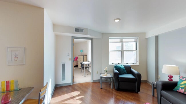 Photo - Roundhouse Apartments