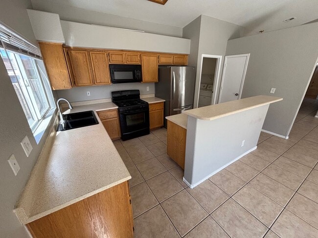 Photo - Gorgeous 3Bed/2Bath, 1-Story Home w/ Priva...