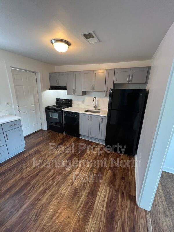 Photo - 1145 Lucile Ave SW