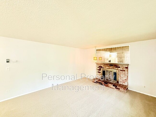 Photo - 5904 NE 109th St