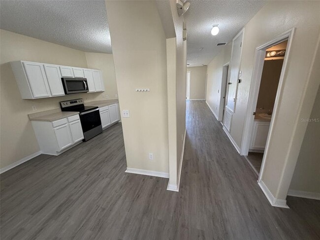 311 Sunset View Dr