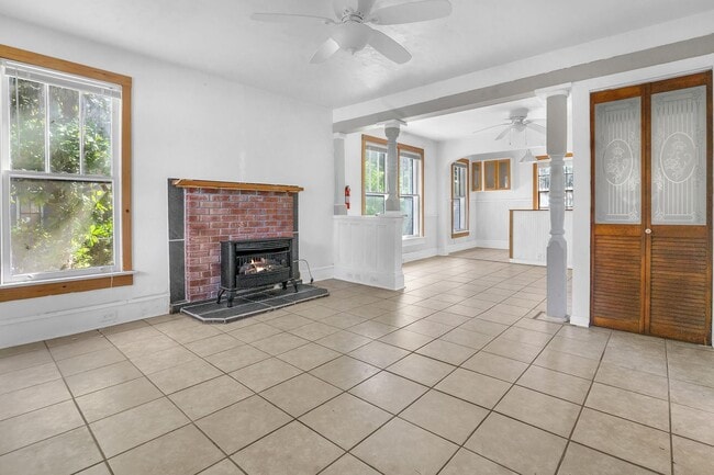 Photo - Affordable 3BR/2BA Home in Gainesville – C...