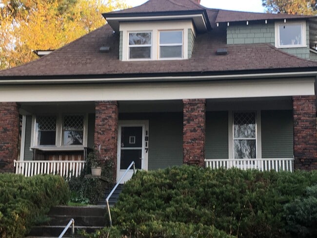 Photo - 1817 W 8th Ave