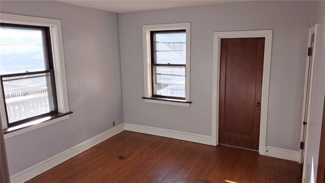 Photo - 3928 Fillmore St