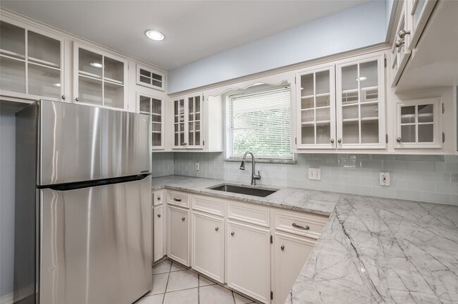 Photo - 3322 Elmridge St