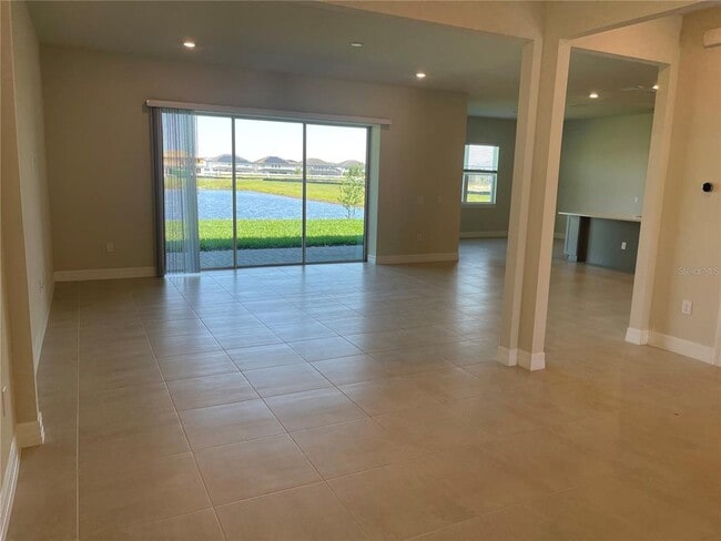 Photo - 8375 Fenton St