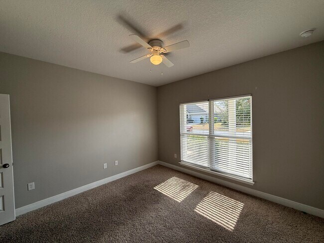 Photo - 491 Lightning Bug Ln