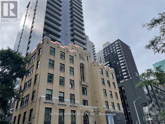 Photo - 180 Metcalfe St