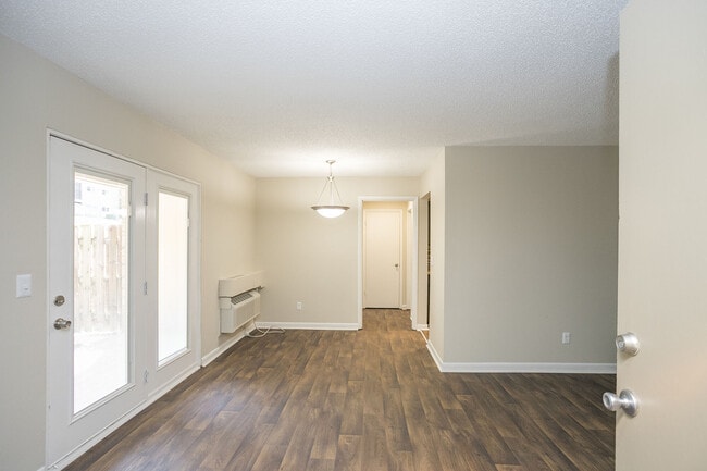 Photo - Candlewood Apartment Homes