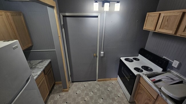 Photo - 23 Madison St Unit B