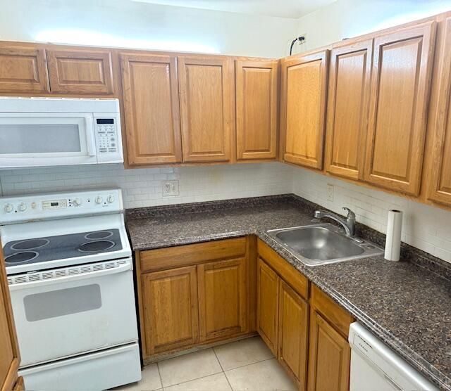 Photo - 1011 Green Pine Blvd Condo