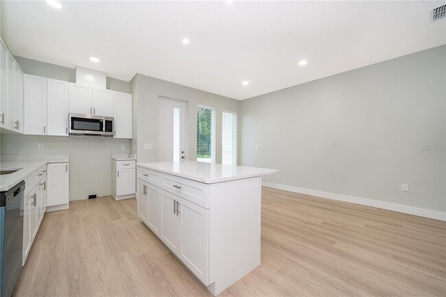 Photo - 424 E Jessup Ave