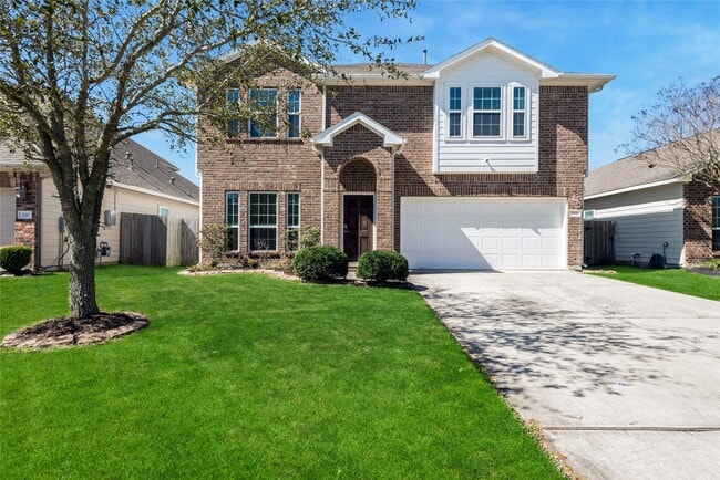 Building Photo - 512 Forest Village Cir