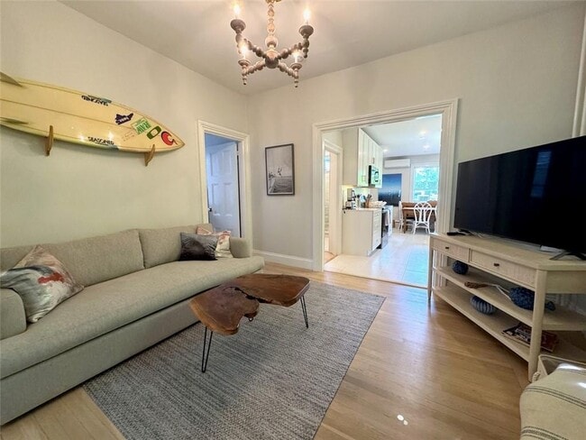 Building Photo - 8 Barney St Unit 1 Rental