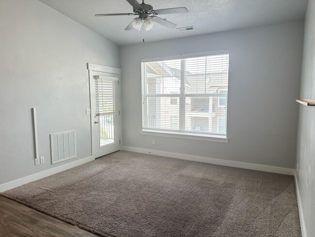 Photo - Newer Vineyard Condo for Rent! Next to Utah Valley University!!