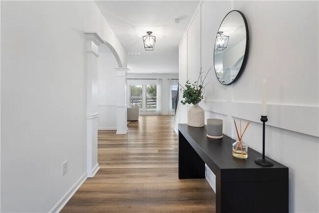 Foyer - 166 Crest Brooke Dr House