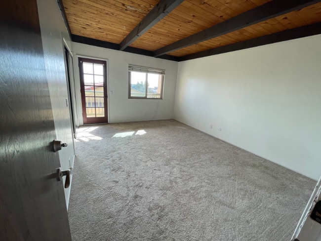 Photo - 3335 Panorama Dr