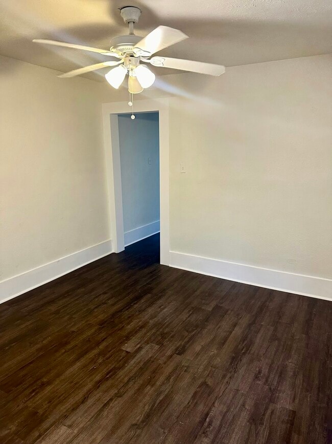 Photo - 6833 Avenue C Unidad 3