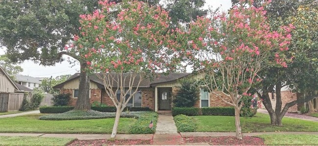 Photo - 5054 Yarwell Dr House