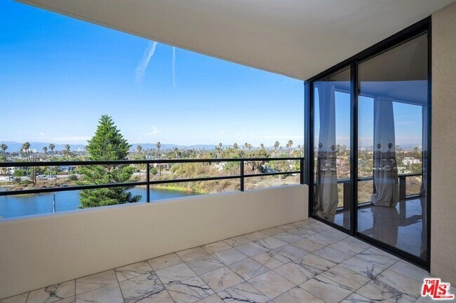 Building Photo - 4316 Marina City Dr Unit 125 Rental