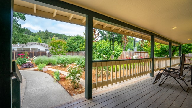 Photo - 111 Kerry Ln