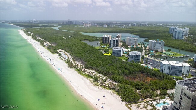 Building Photo - 5 Bluebill Ave Unit 105