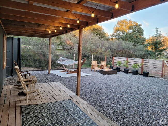 Building Photo - Custom Tiny Home- on a ranch in the heart ...