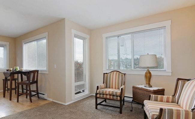 Photo - 3626 14th Ave W Unit 204