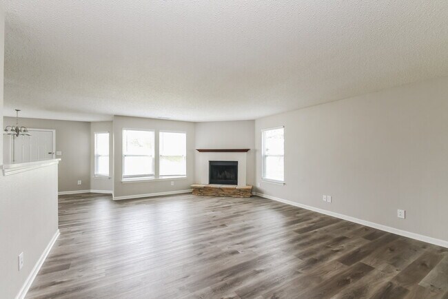 Photo - 5978 N Rockingham Ln