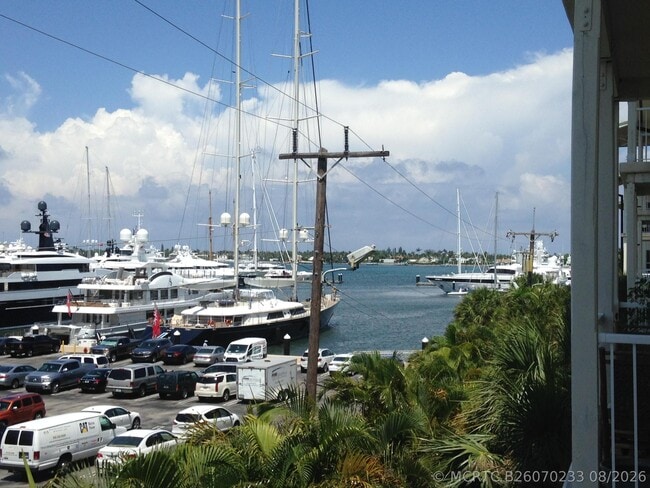 Photo - 3960 N Flagler Dr Unit 304