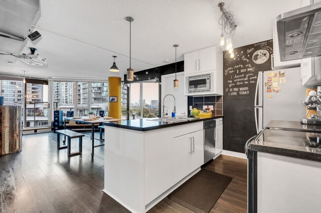 Photo - 689 Abbott St Unité SI ID1051919P