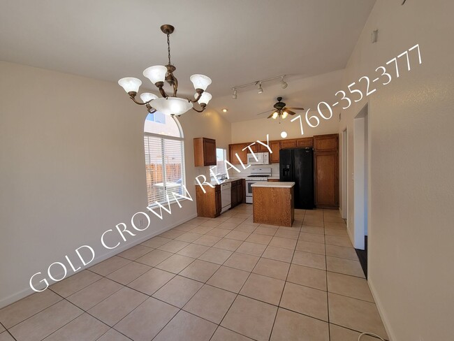 Photo - 669 Sagebrush St