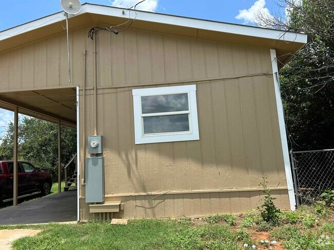 Building Photo - 303 W Taylor St Rental