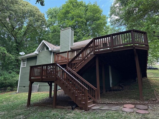 Photo - 217 Briarpatch Ct