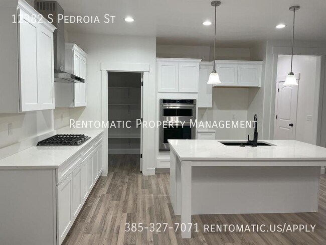 Photo - 12382 Pedroia St