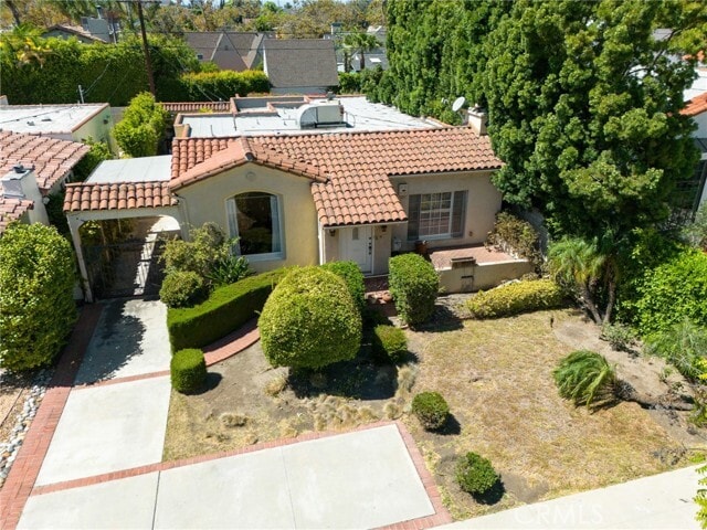 Building Photo - 233 S Swall Dr Rental