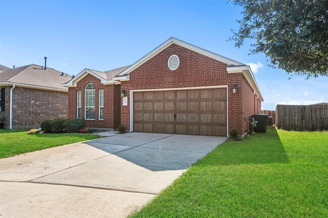 Photo - 8239 Nagy Hill St