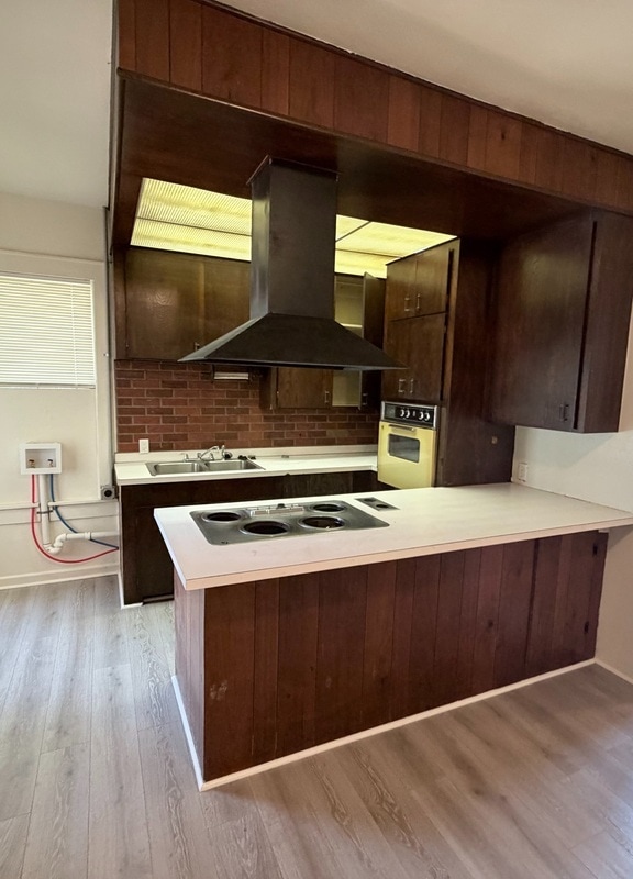 Building Photo - 605 Merrick St Unit A