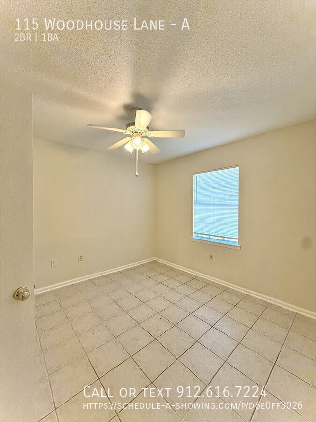 Photo - 115 Woodhouse Ln Unidad A