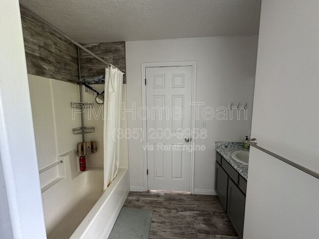 Photo - 619 W 2300 S