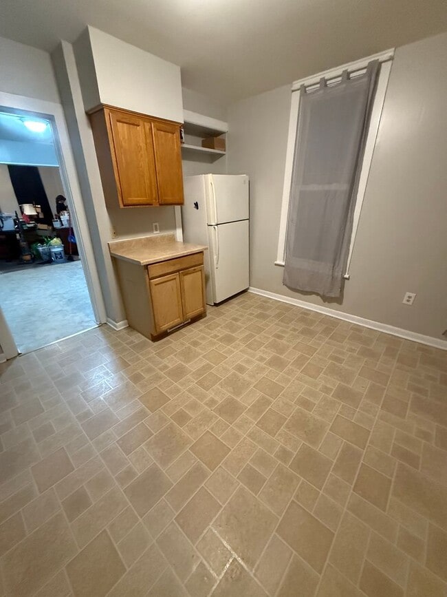 Photo - 1018-1020 Cameron Avenue Unit 1020