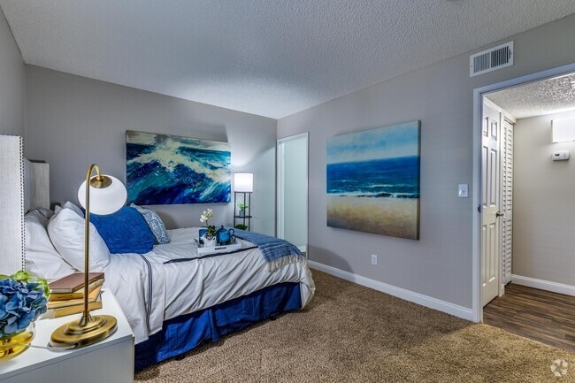 2 BR, 2 BA (The Sands) - 910 pies cuadrados - 2900 Lux Apartment Homes