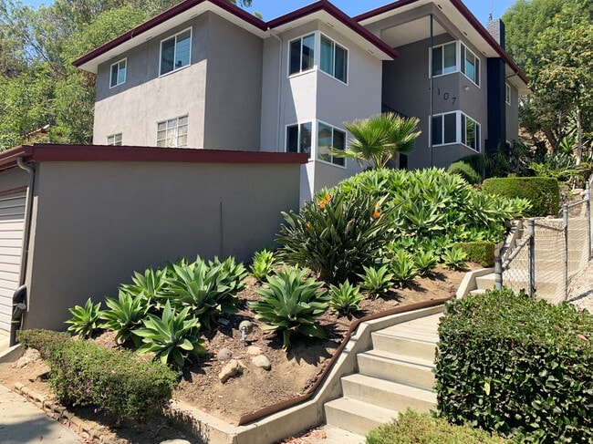 Building Photo - 4107 Don Tomaso Dr Unit 2