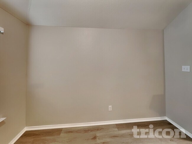 Photo - 755 Catalina Dr