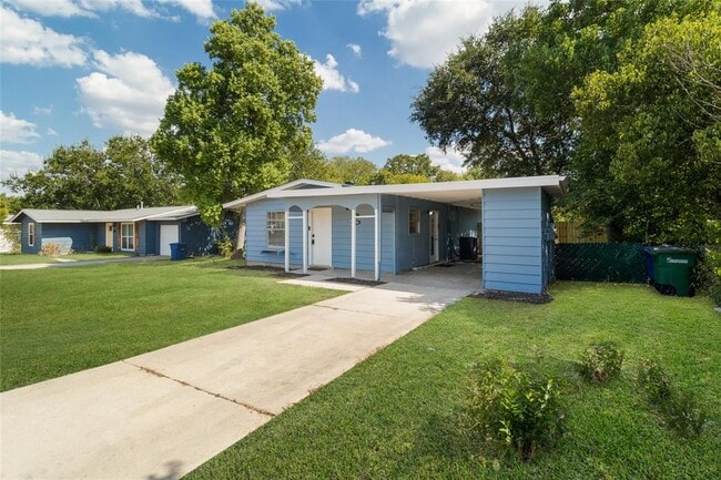 Photo - 5846 Castle Lk Dr