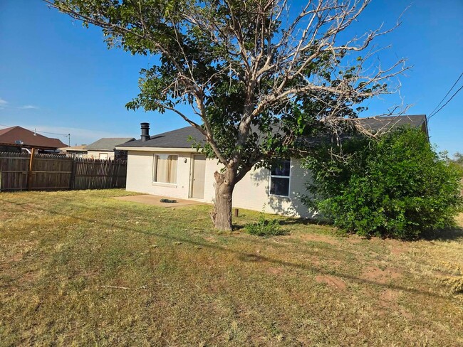 Photo - 604 Beckley Dr