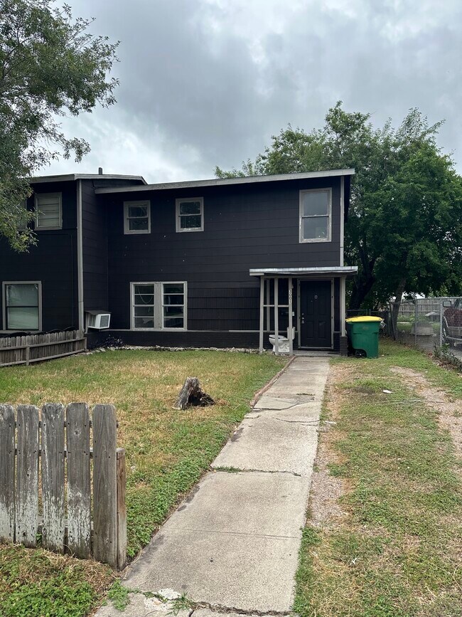 3001 E Rio Grande St