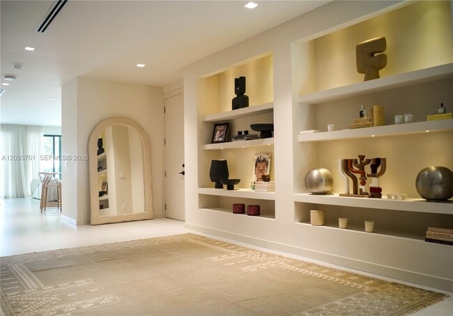 241 NW 46th St