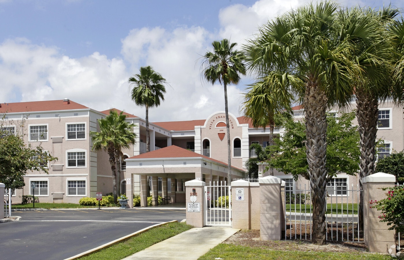 Photo - Villa Franciscan