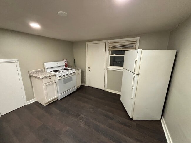 Photo - 653 S 69th St Unit C